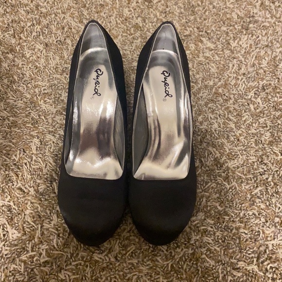 Black heels with sequined heel - Picture 1 of 3